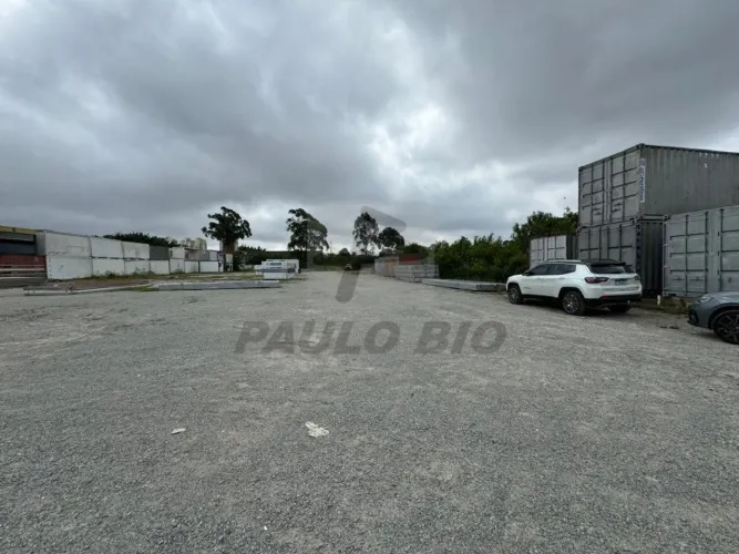 Terreno para venda e locação no bairro Parque Jaçatuba em Santo André - SP