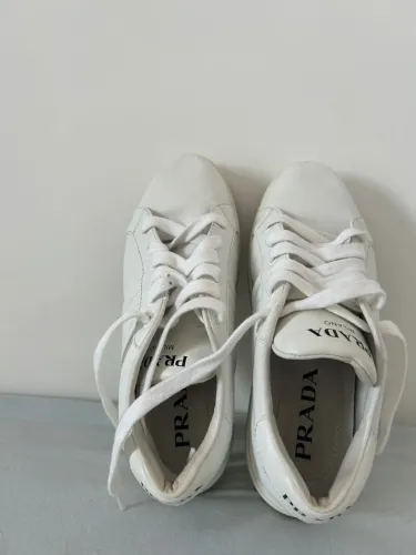 Tênis Prada