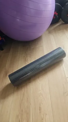 Rolo Massagem Foam Roller Liberação Miofascial Soltura Yoga 9,5x45cm