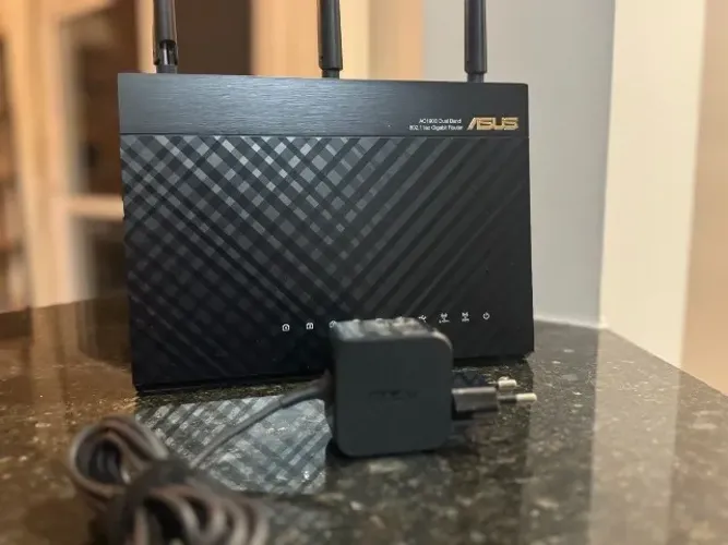 Roteador Mesh 1900Mbps Asus RT-AC68U