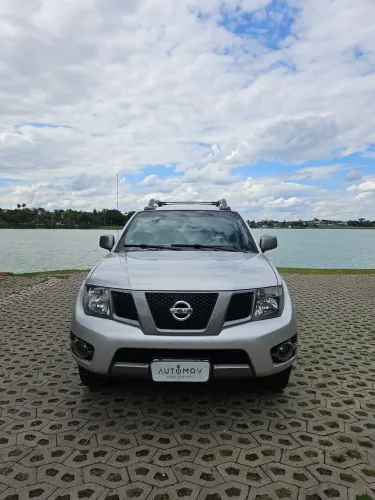 Nissan Frontier SV At.cd 4X4 2.5 TB Diesel Mec. 2014