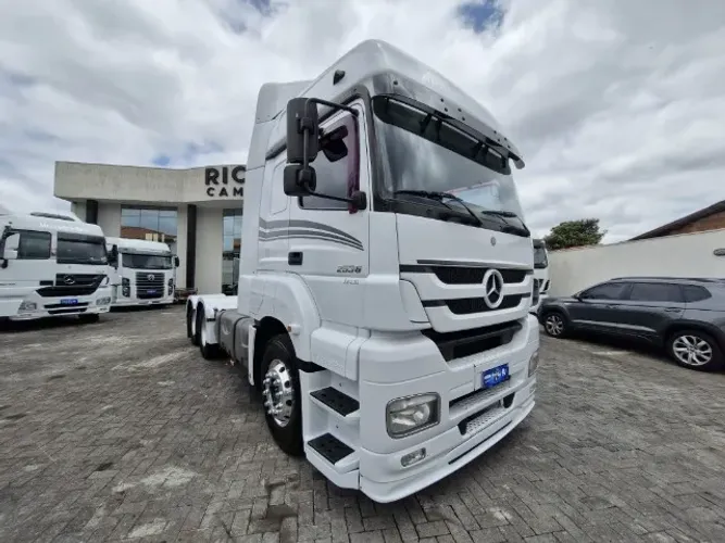 MB Axor 2536 2019 6x2 Teto alto completo