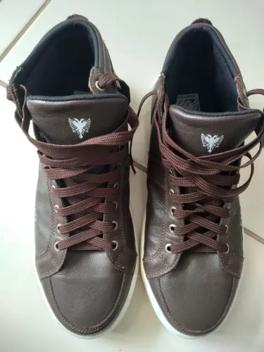 Tênis Couro Cavalera Cano Médio Masculino Marrom 40
