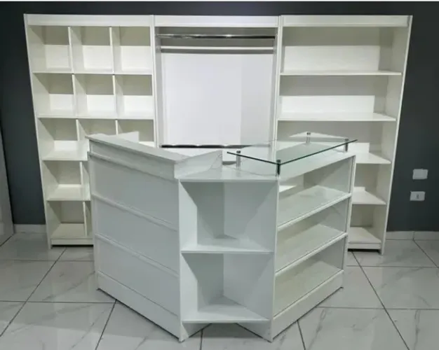 KIT COMPLETO - BALCÃO + ESTANTES EXPOSITORAS