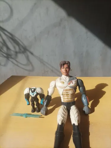 Boneco de Ação max steel