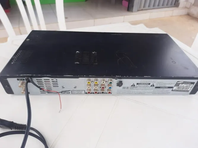 Gravadora de DVDs Samsung r170 de mesa.