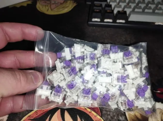 Teclas mecânicas Purple kit com 70 peças nunca foi usado