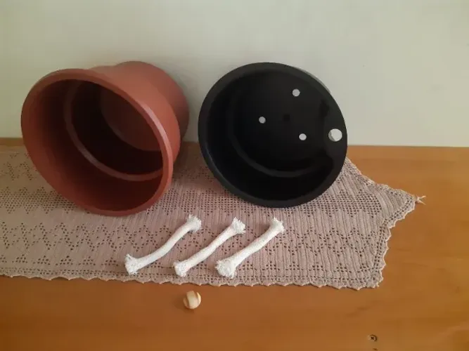 VASOS AUTOIRRIGAVEIS MEDIOS (novos) R$ 10,00 Cada
