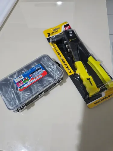 Rebitadeira manual