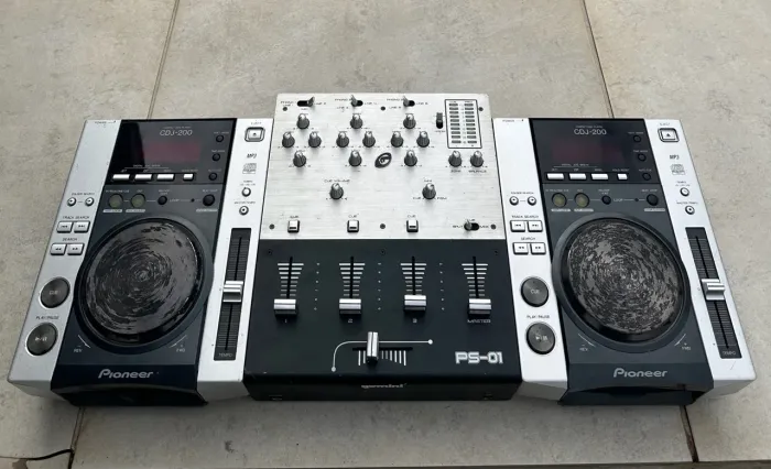2 CDJ 200 PIONEER+ Mixer Gemini PS-01  