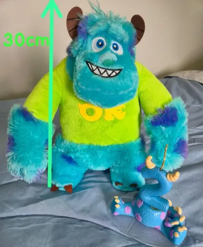 Urso de pelúcia + vela biscuit/ MONSTERS S.A estado de novo.