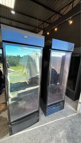 Refrigerador expositor