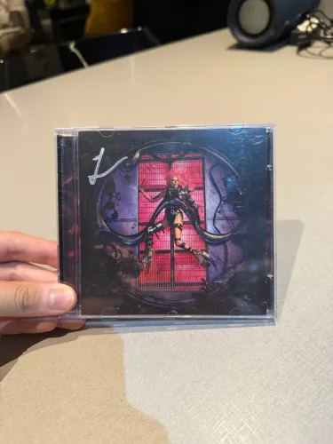 CD Lady Gaga Chromatica + Card Autografado