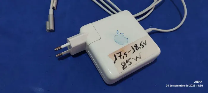 Fonte Macbook A1343 85W original Apple recondicionada.