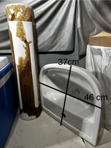Cuba de cerâmica para banheiro