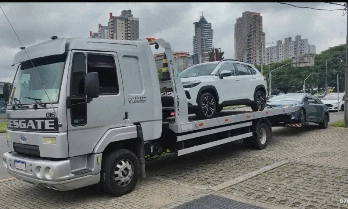 Cargo 816 Plataforma 6,5 m