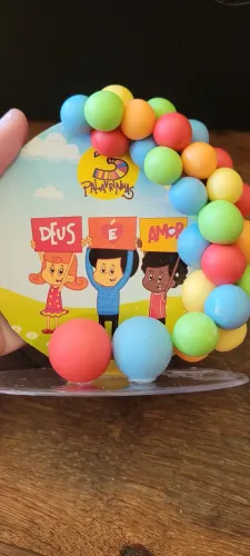 TOPO DE BOLO TEMA 3 PALAVRINHAS -Bolinhas Coloridas Deus é Amor
