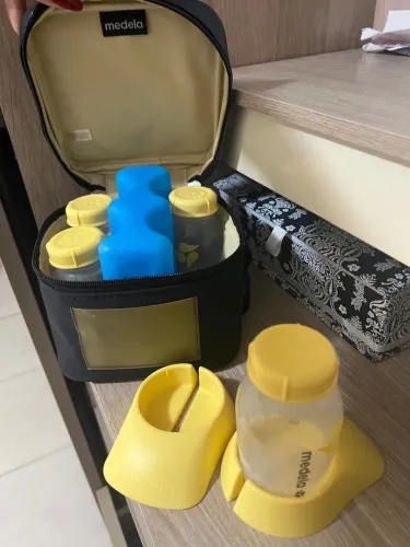 Extratora Dupla de Leite Materno Medela + Mochila + Acessórios