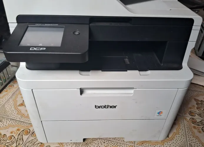 Multifuncional Brother DCPL3560CDW Defeito!