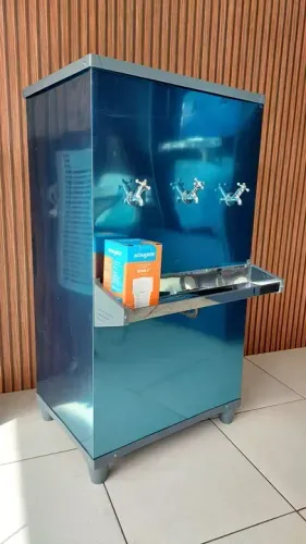 Bebedouro de Água 100 Litros