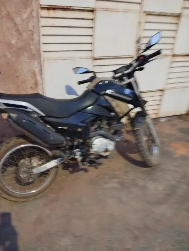 XTZ 150 crosser 150 2023 . Vendo ou troco por moto 250cc