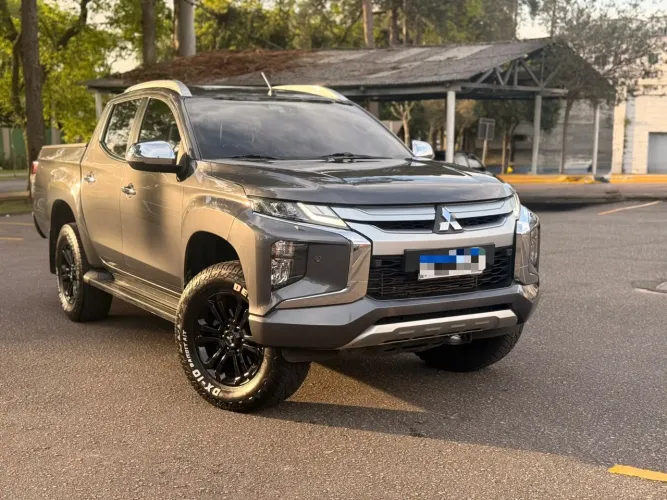 Mitsubishi L200 Triton Sport HPE-S 2.4 CD Dies. AUT 2022