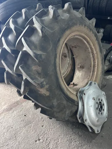 Pneus com Roda para Trator 14.9/13-24