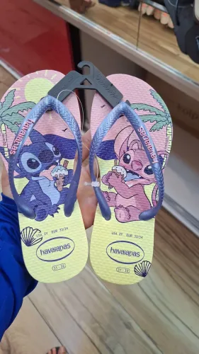 Chinelo Stitch, tamanho 31-32