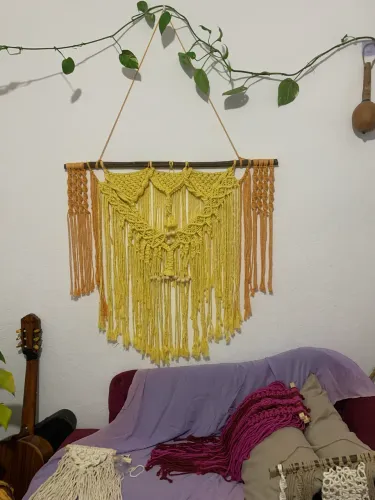 Painel em macramê e cipó natural tratado