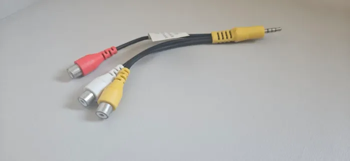 Cabo adaptador de áudio e vídeo modelo BN39-01154H