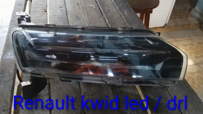 Farol Renault kwid direito com led / drl original (recuperado)