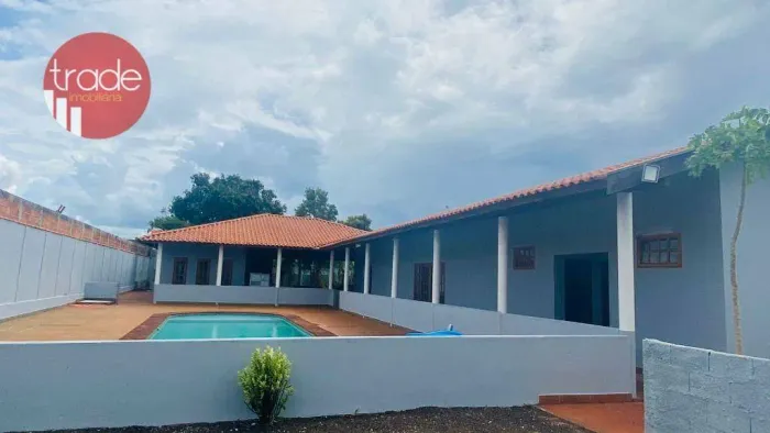 Casa para Venda e Locação de 03 Quartos sendo 01 Suíte no Condomínio Garden Villa em Ribei