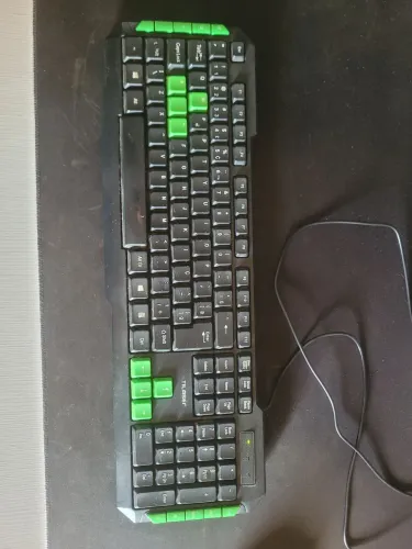 Teclado multilaser verde
