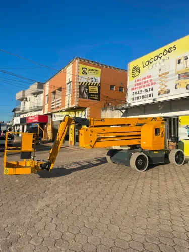 Plataforma elevatória 16M elétrica Haulotte