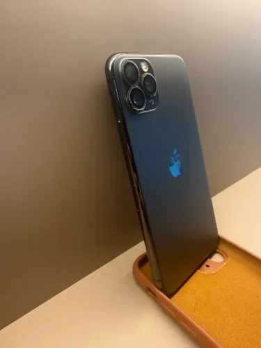 Celular iphone 11 pro 256g