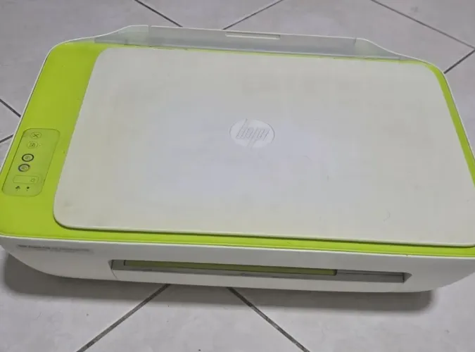 Impressora multifuncional HP deskjet 2136