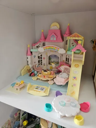 Creche Sylvanian com mais sets