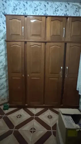 Guarda Roupa Madeira maciça