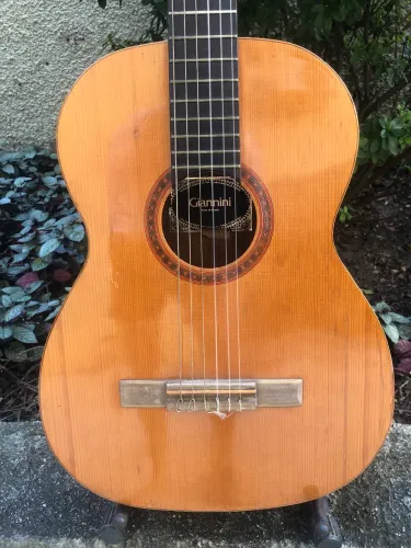 Violão Giannini tampo maciço AWNM 1 ano 1975
