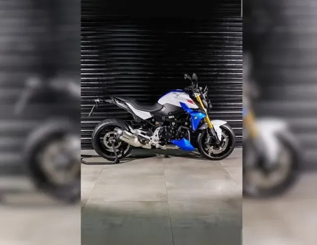 BMW F900 R Sport Plus 2023