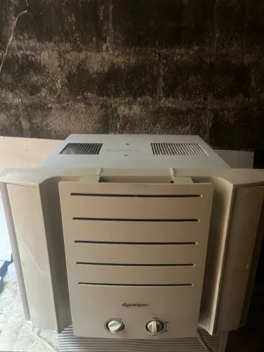 Ar condicionado janela 7500 BTUs 127v Springer