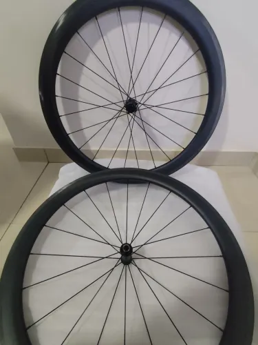Rodas em carbono para Speed
