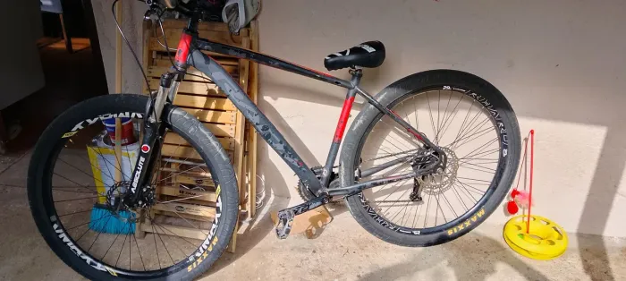 aro 29 com os Maxxis