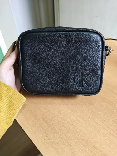 Bolsa Calvin Klein preta