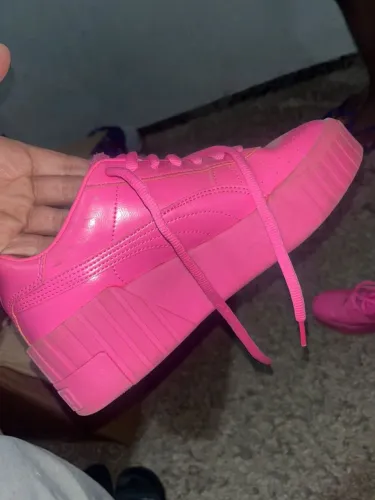 Vendo lindo tênis Puma Carina 2.0  Rosa   N37 