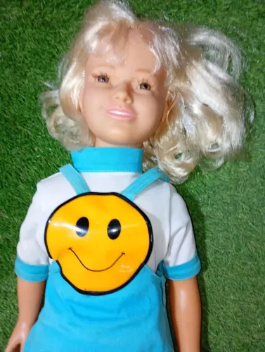 BONECA ANTIGA JESMAR