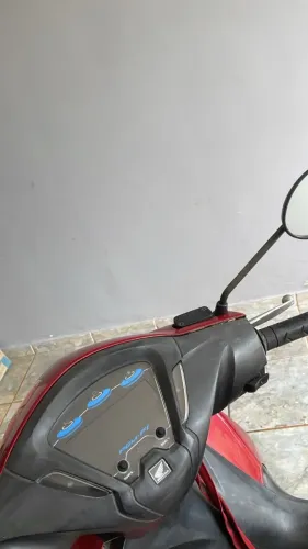 ? Cor: Vermelha ? 125 cc | Flex? Documentação em dia ? Moto muito bonit