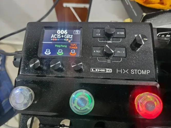 Line 6 HX Stomp - Impecável (Na Caixa + Fonte Original + Brinde)