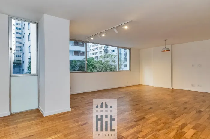 Apartamento para Locação em Higienópolis, São Paulo-SP: 3 quartos, 1 suíte, 2 salas, 4 ban