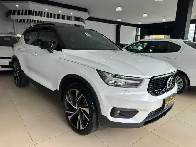 Volvo XC40 XC 40 T-5 Híbrido R-design 1.5 262cv FWD 2021